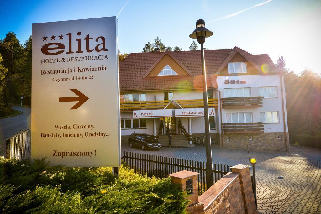 Elita Hotel & Restauracja Iwonicz-Zdroj Luaran gambar